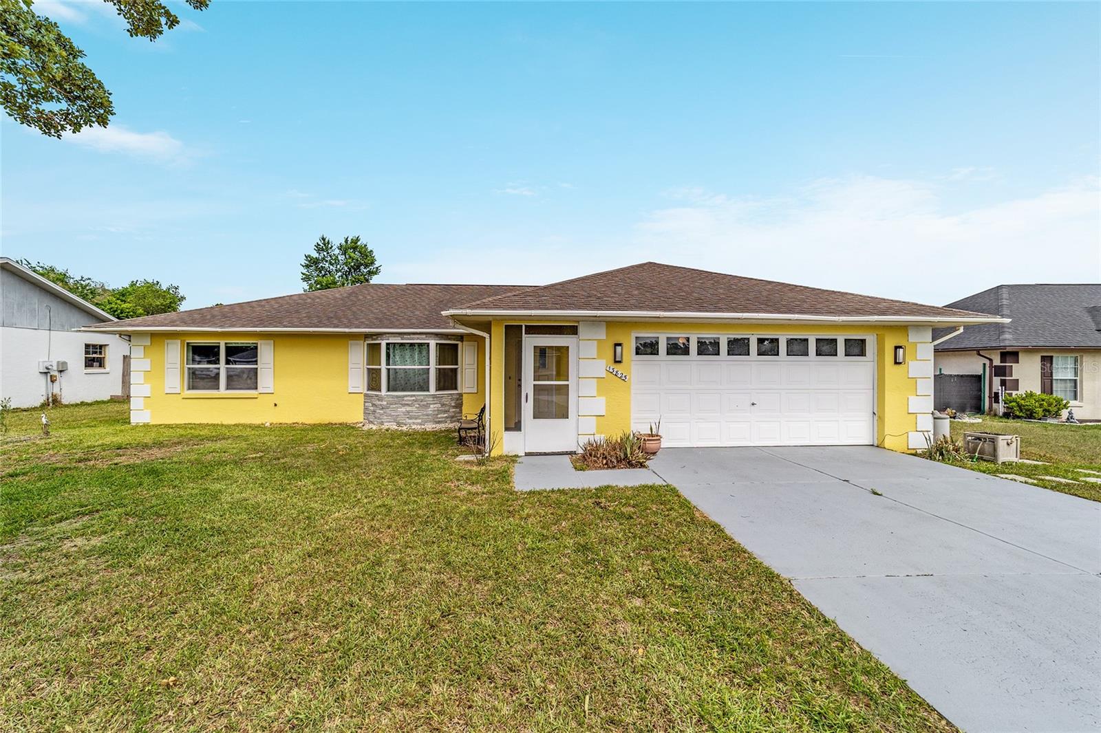 Single Family Residence in OCALA, FL - Daniel Dourado