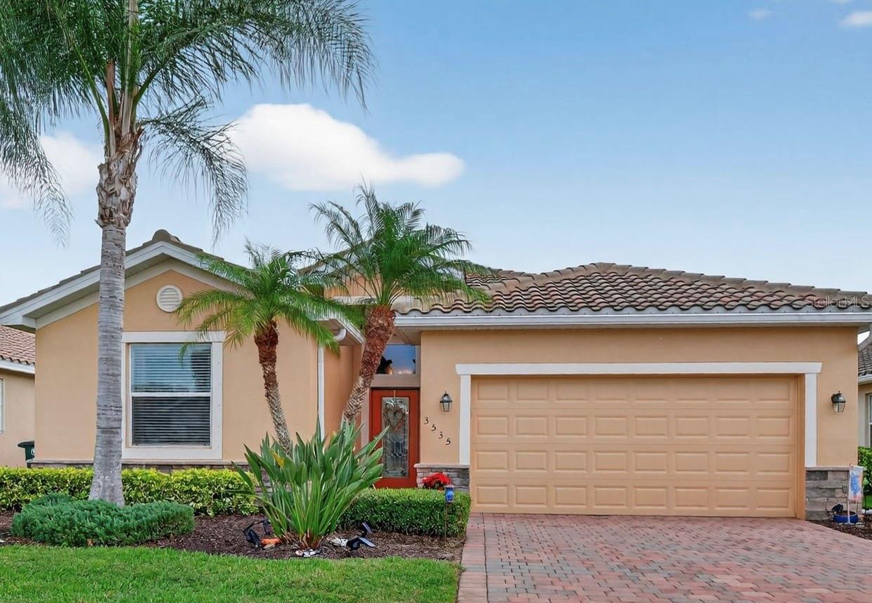 Single Family Residence in CAPE CORAL, FL - Daniel Dourado