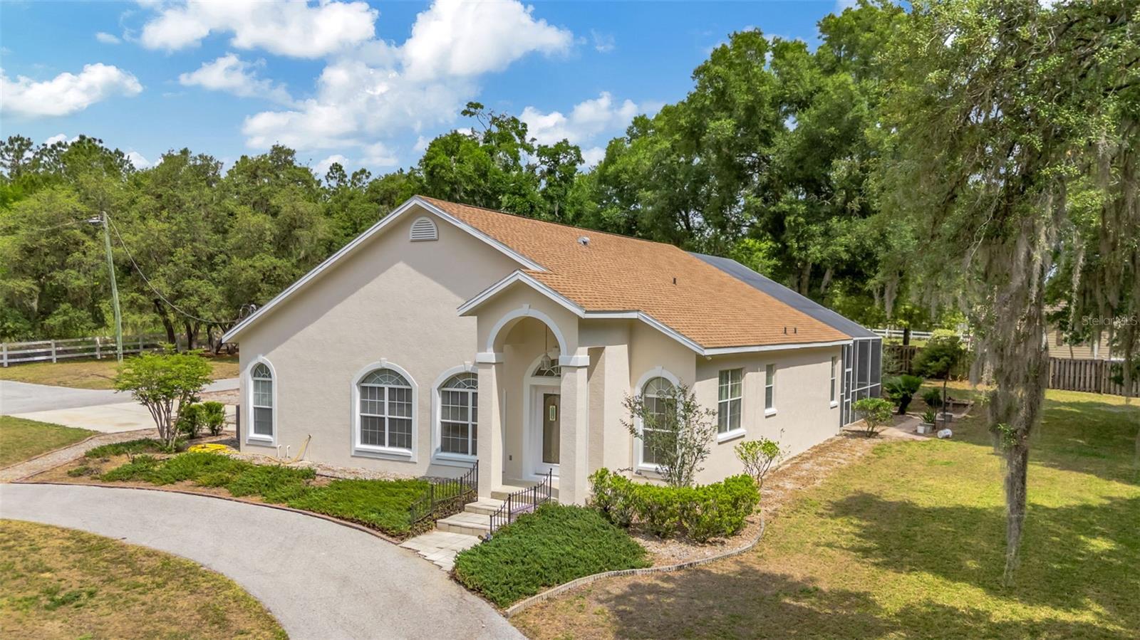 Single Family Residence em DADE CITY, FL - Daniel Dourado