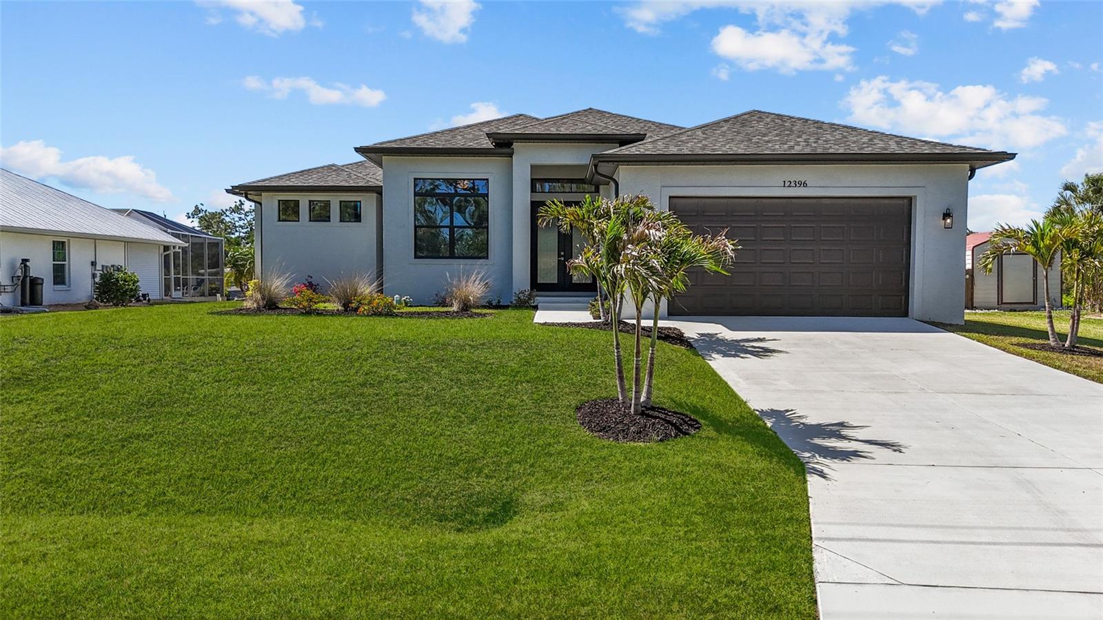 Single Family Residence em PORT CHARLOTTE, FL - Daniel Dourado
