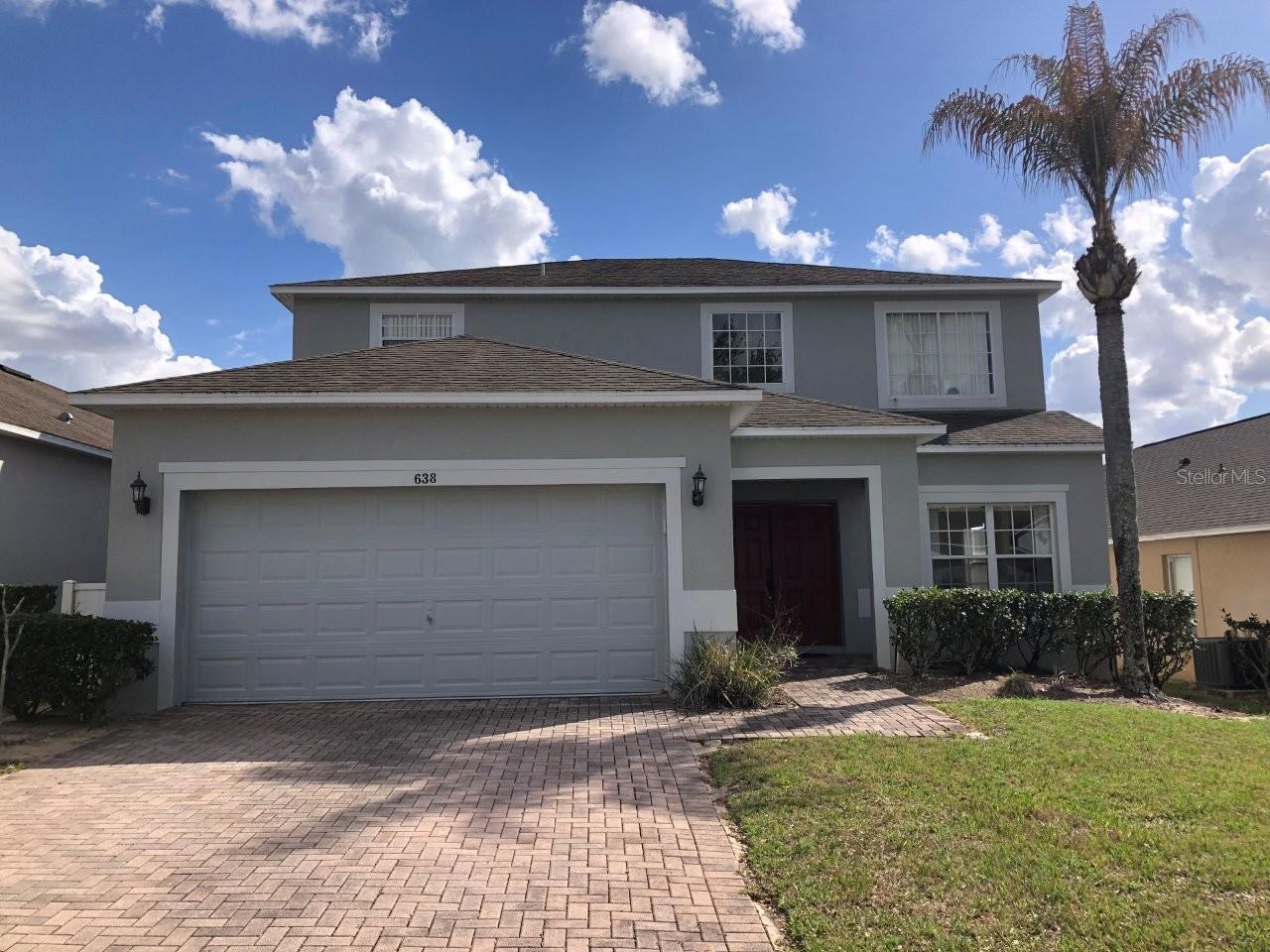 Single Family Residence in DAVENPORT, FL - Daniel Dourado