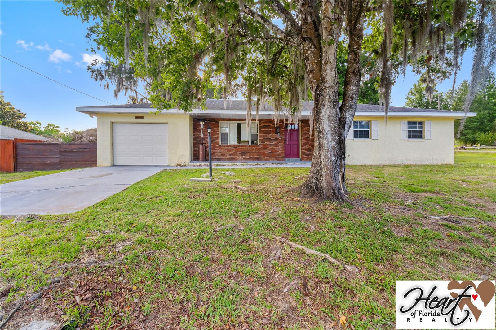Single Family Residence em BROOKSVILLE, FL - Daniel Dourado