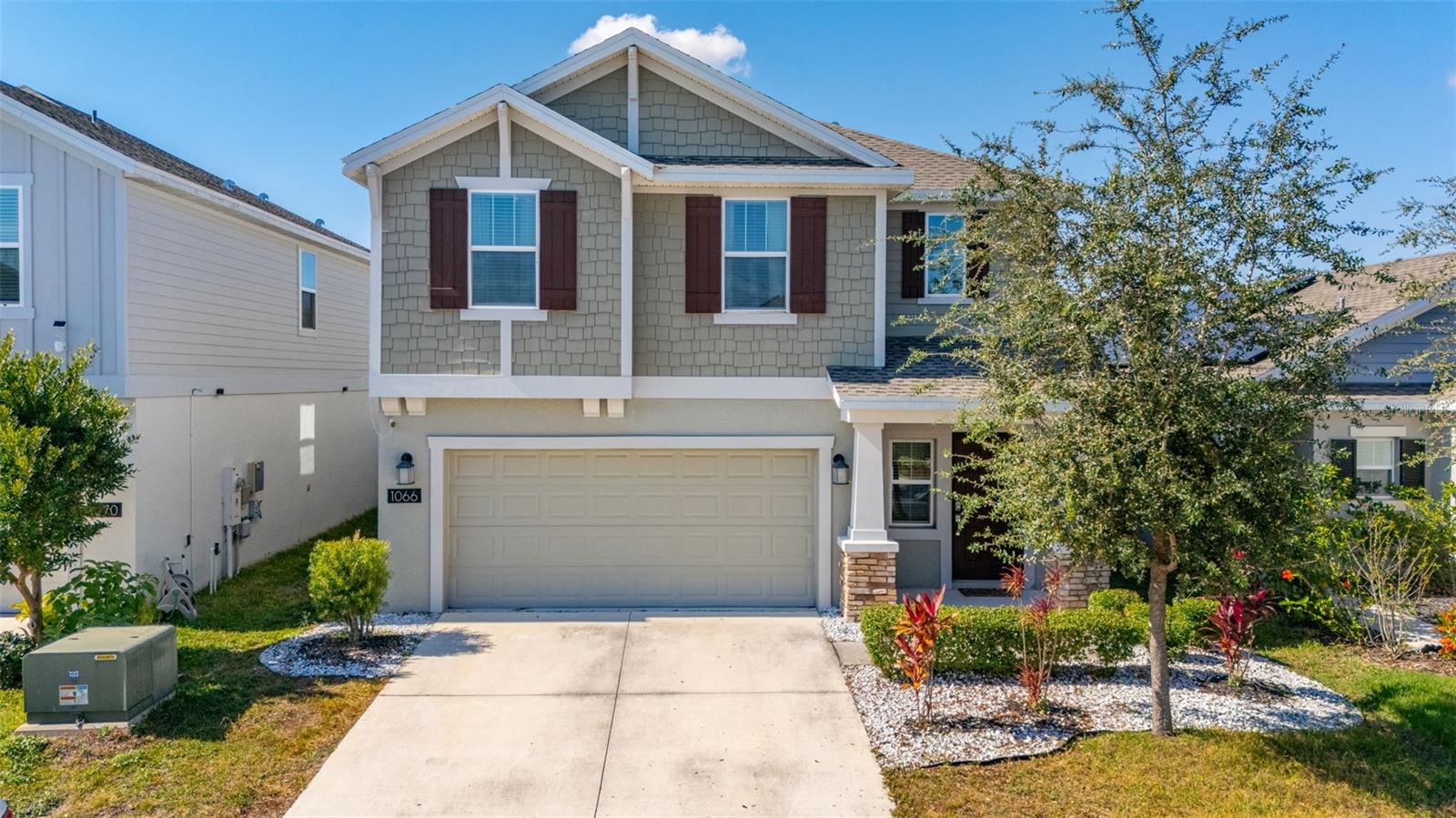 Single Family Residence in DAVENPORT, FL - Daniel Dourado