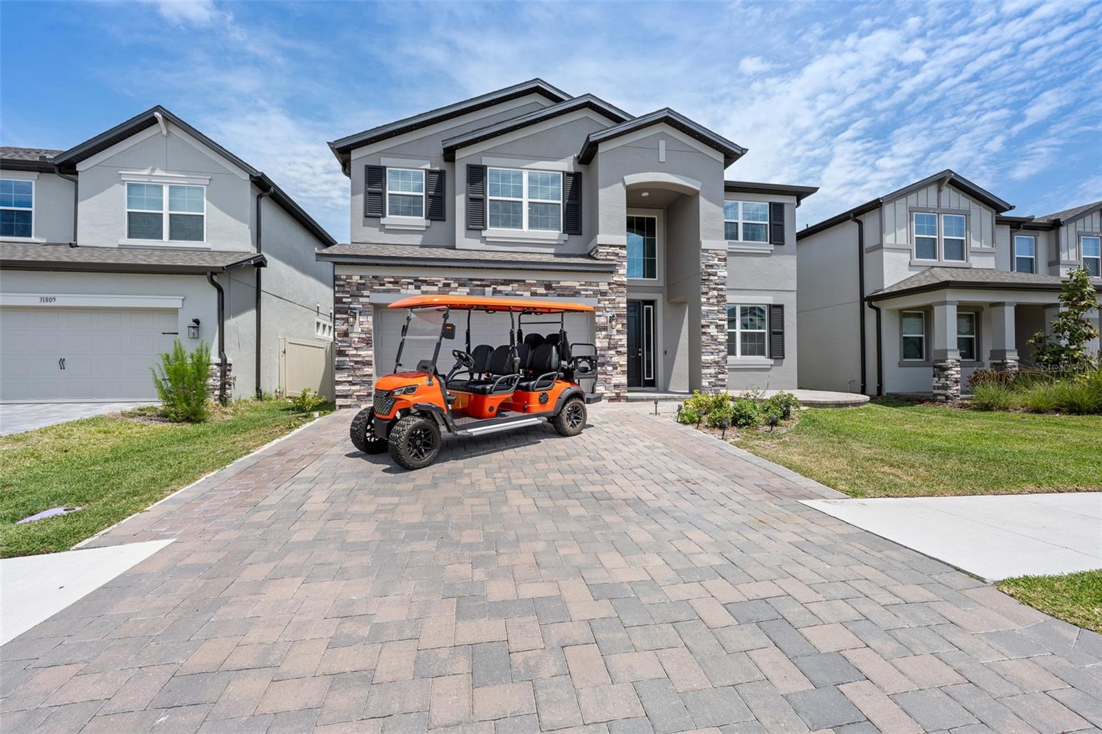 Single Family Residence in WESLEY CHAPEL, FL - Daniel Dourado