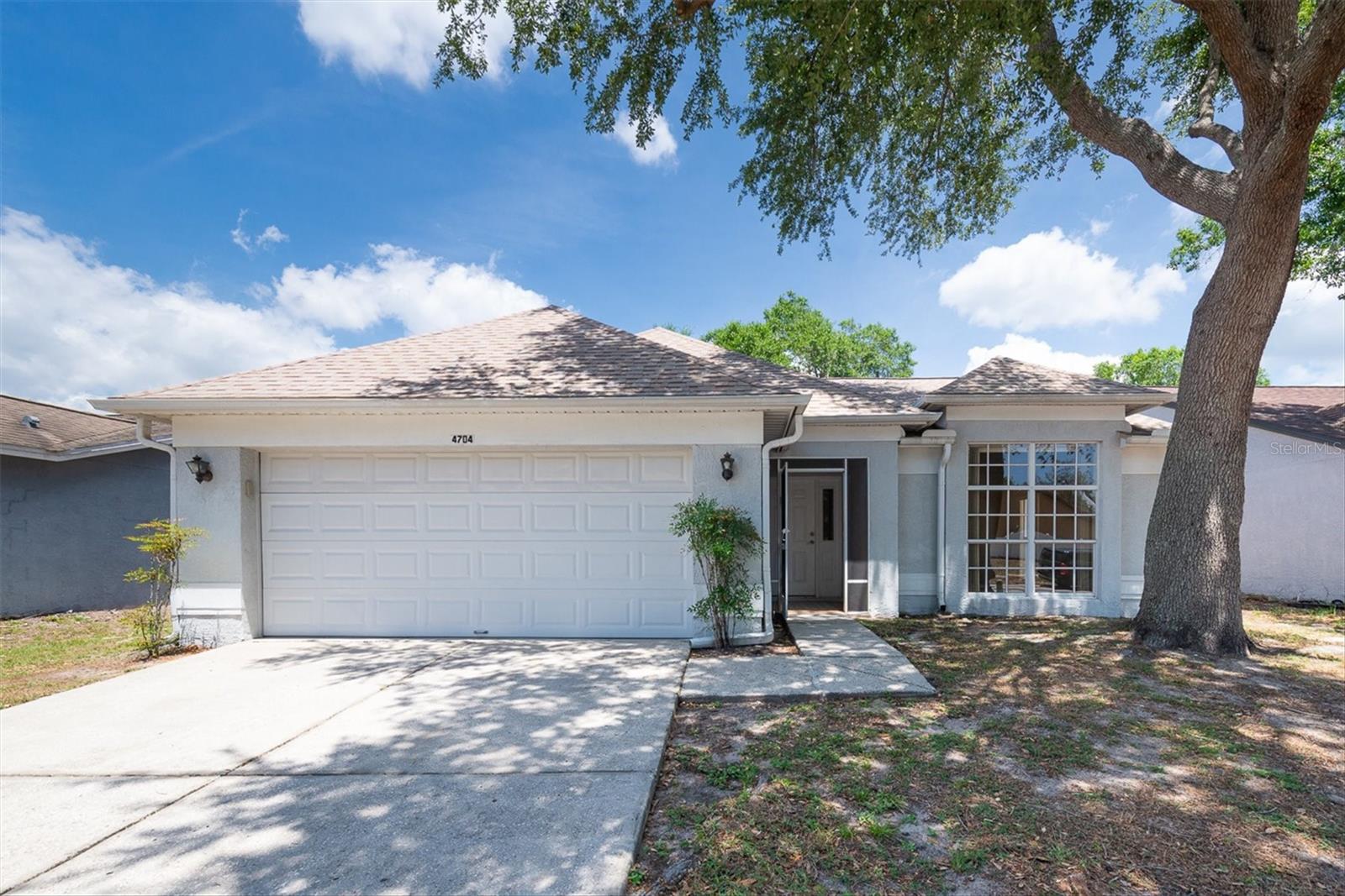 Single Family Residence em VALRICO, FL - Daniel Dourado