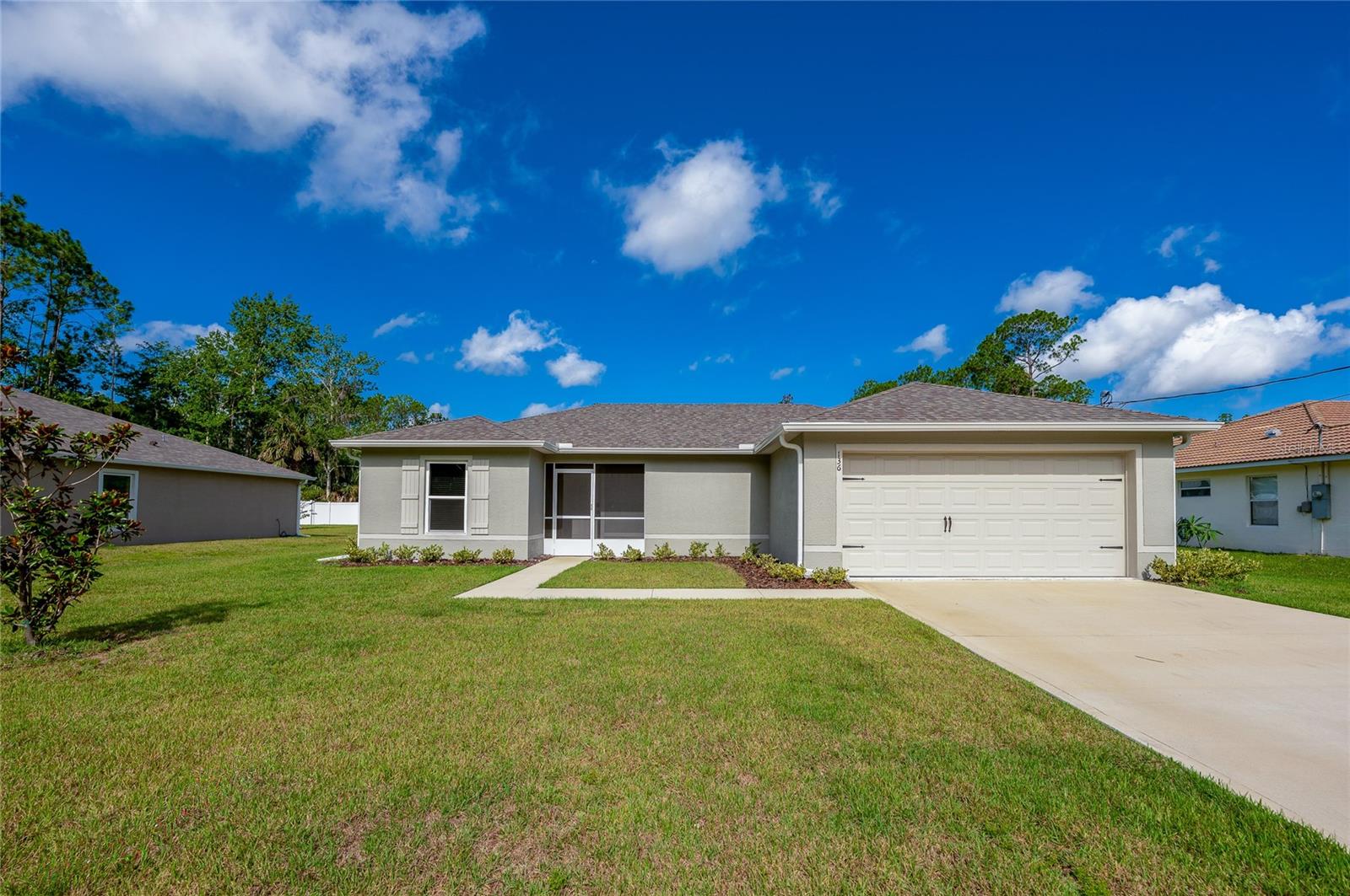 Single Family Residence in PALM COAST, FL - Daniel Dourado