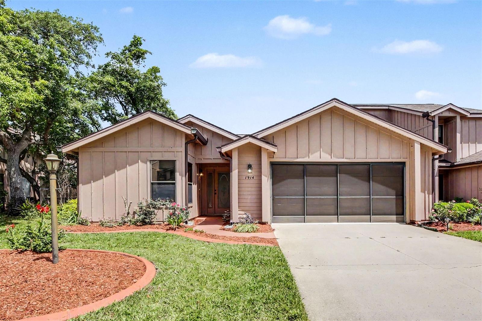Condominium em PORT ORANGE, FL - Daniel Dourado