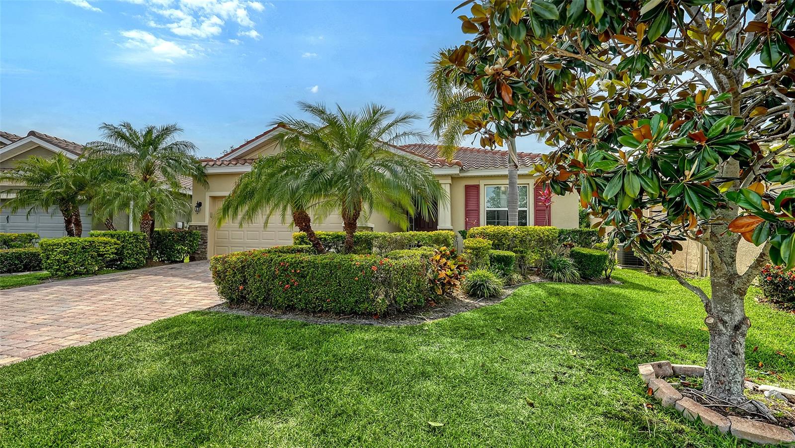 Single Family Residence em SARASOTA, FL - Daniel Dourado