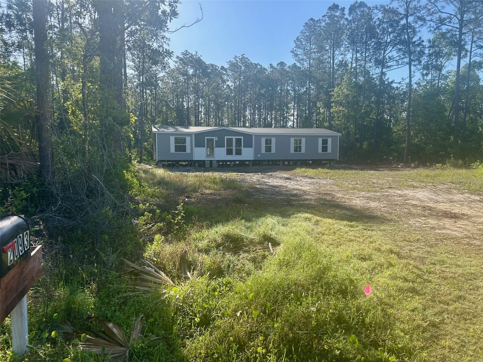 Single Family Residence in BUNNELL, FL - Daniel Dourado