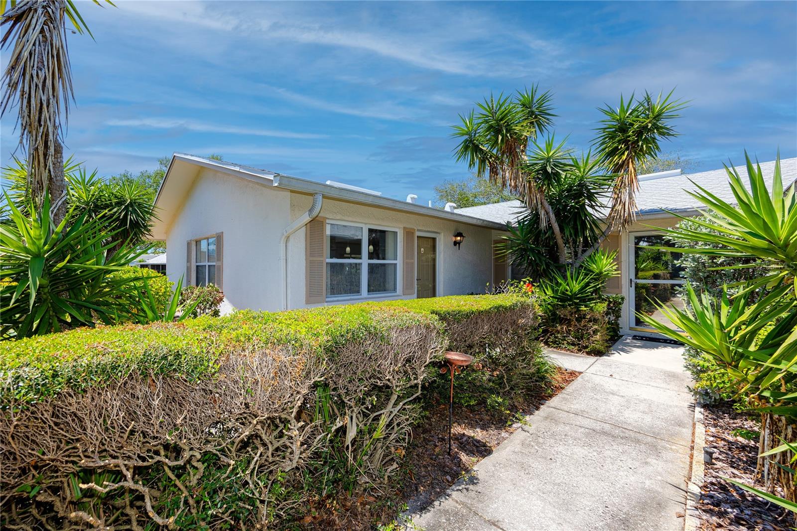 Condominium in ST PETERSBURG, FL - Daniel Dourado
