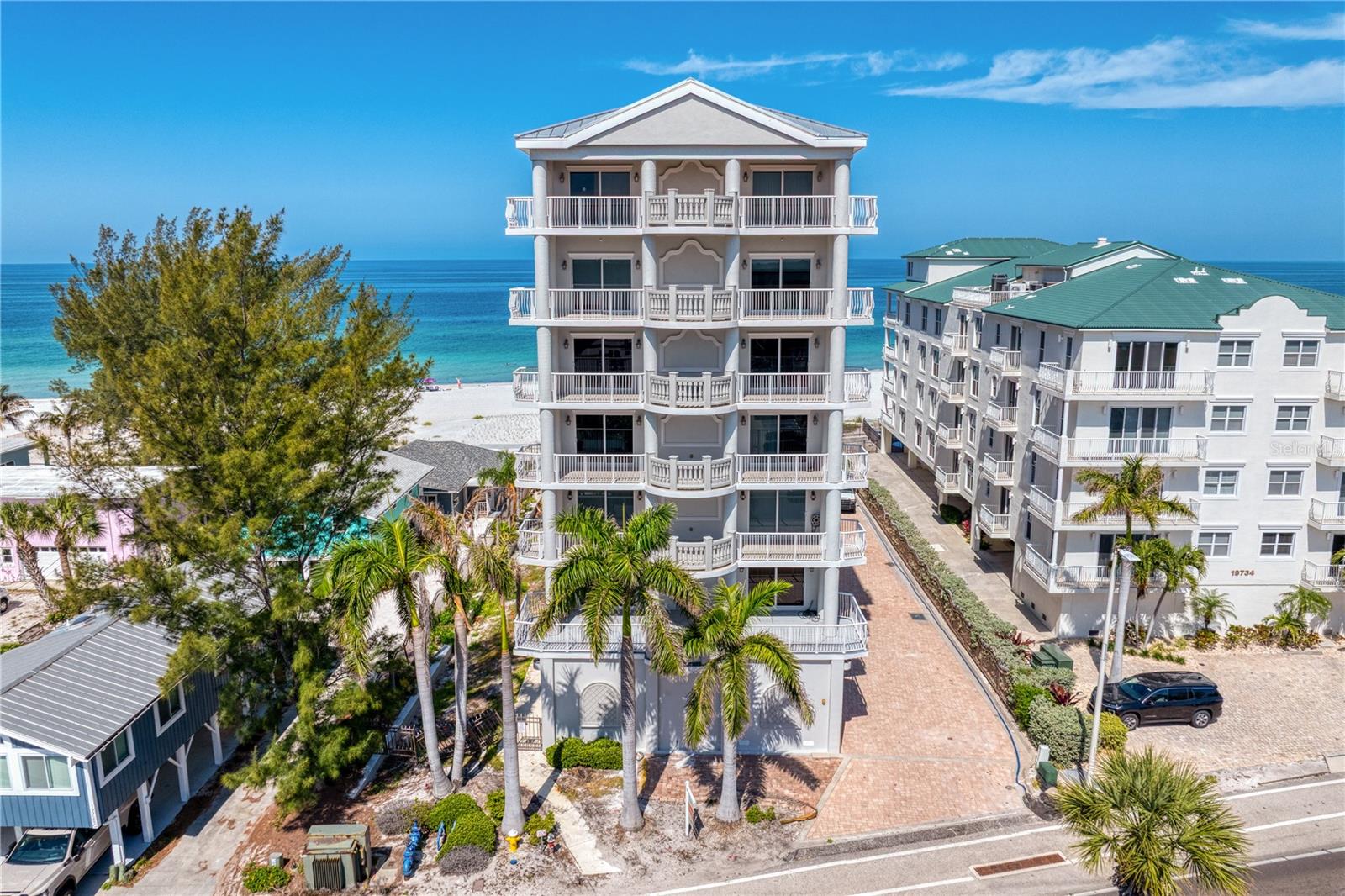 Condominium em INDIAN ROCKS BEACH, FL - Daniel Dourado