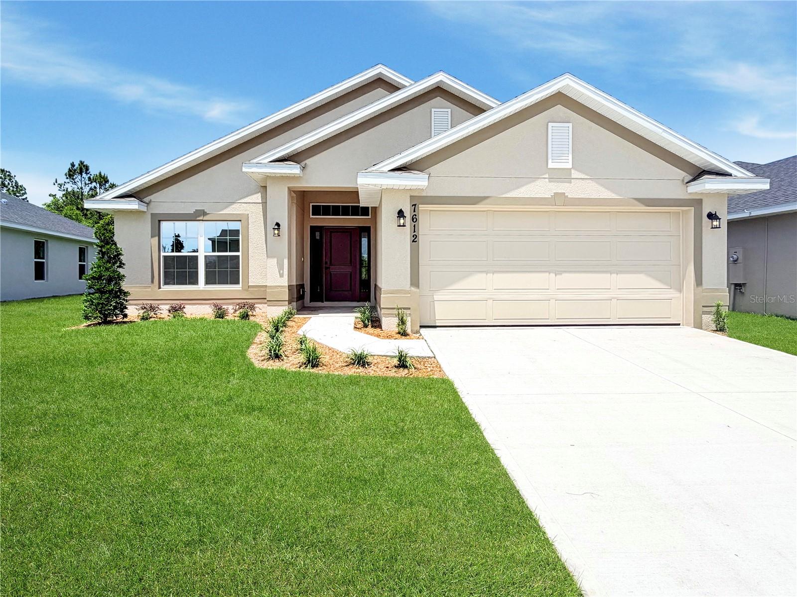 Single Family Residence in ST CLOUD, FL - Daniel Dourado