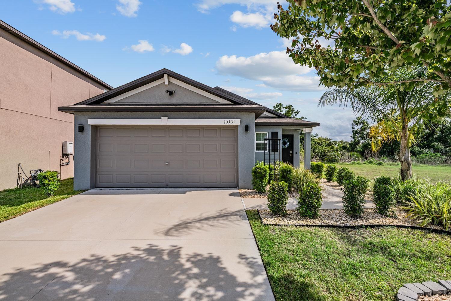 Single Family Residence in RIVERVIEW, FL - Daniel Dourado