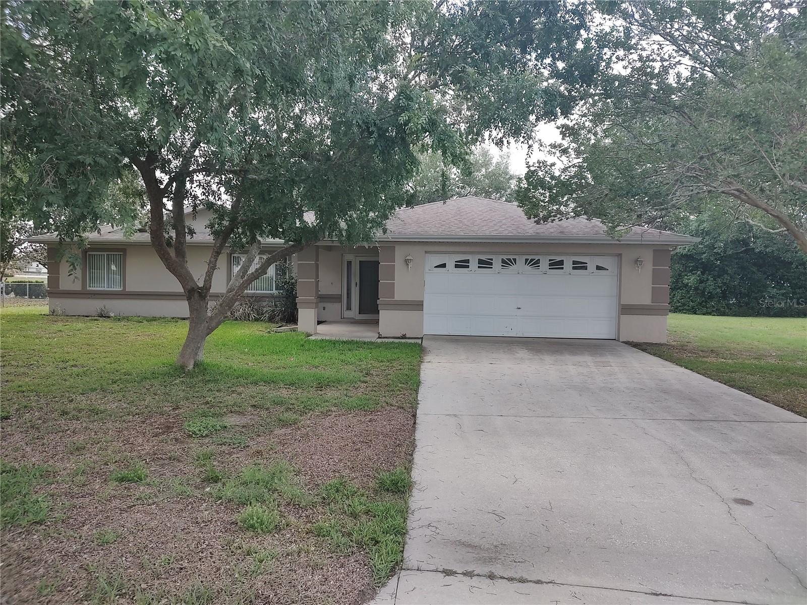 Single Family Residence in OCALA, FL - Daniel Dourado
