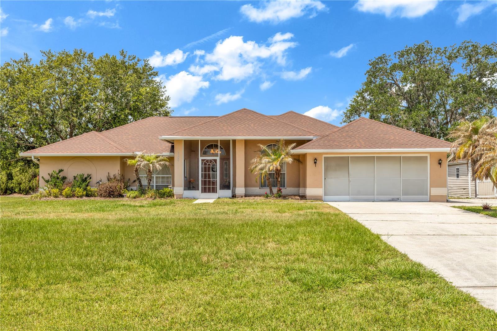 Single Family Residence em KISSIMMEE, FL - Daniel Dourado