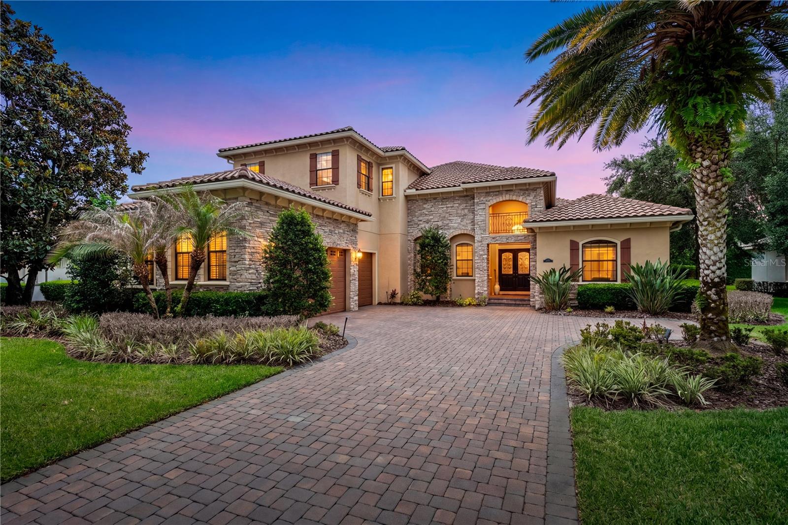 Single Family Residence in WINDERMERE, FL - Daniel Dourado