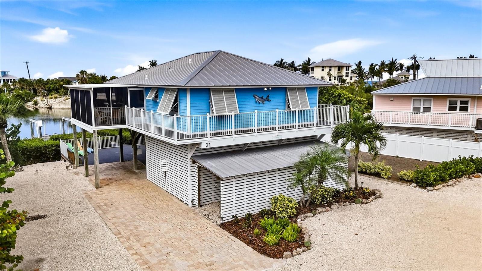 Single Family Residence in PLACIDA, FL - Daniel Dourado