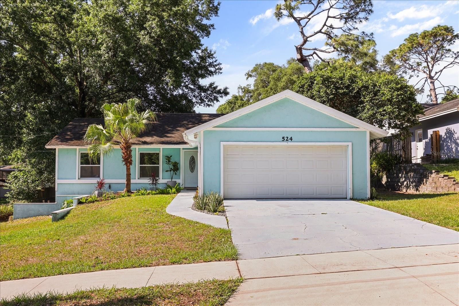 Single Family Residence em ALTAMONTE SPRINGS, FL - Daniel Dourado