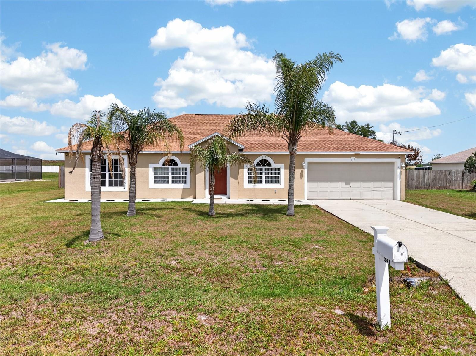 Single Family Residence in WINTER HAVEN, FL - Daniel Dourado