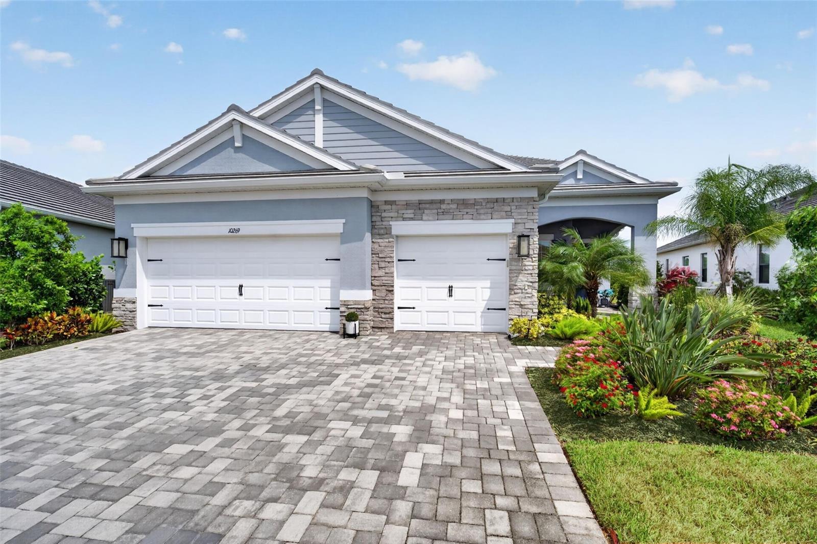 Single Family Residence em SARASOTA, FL - Daniel Dourado
