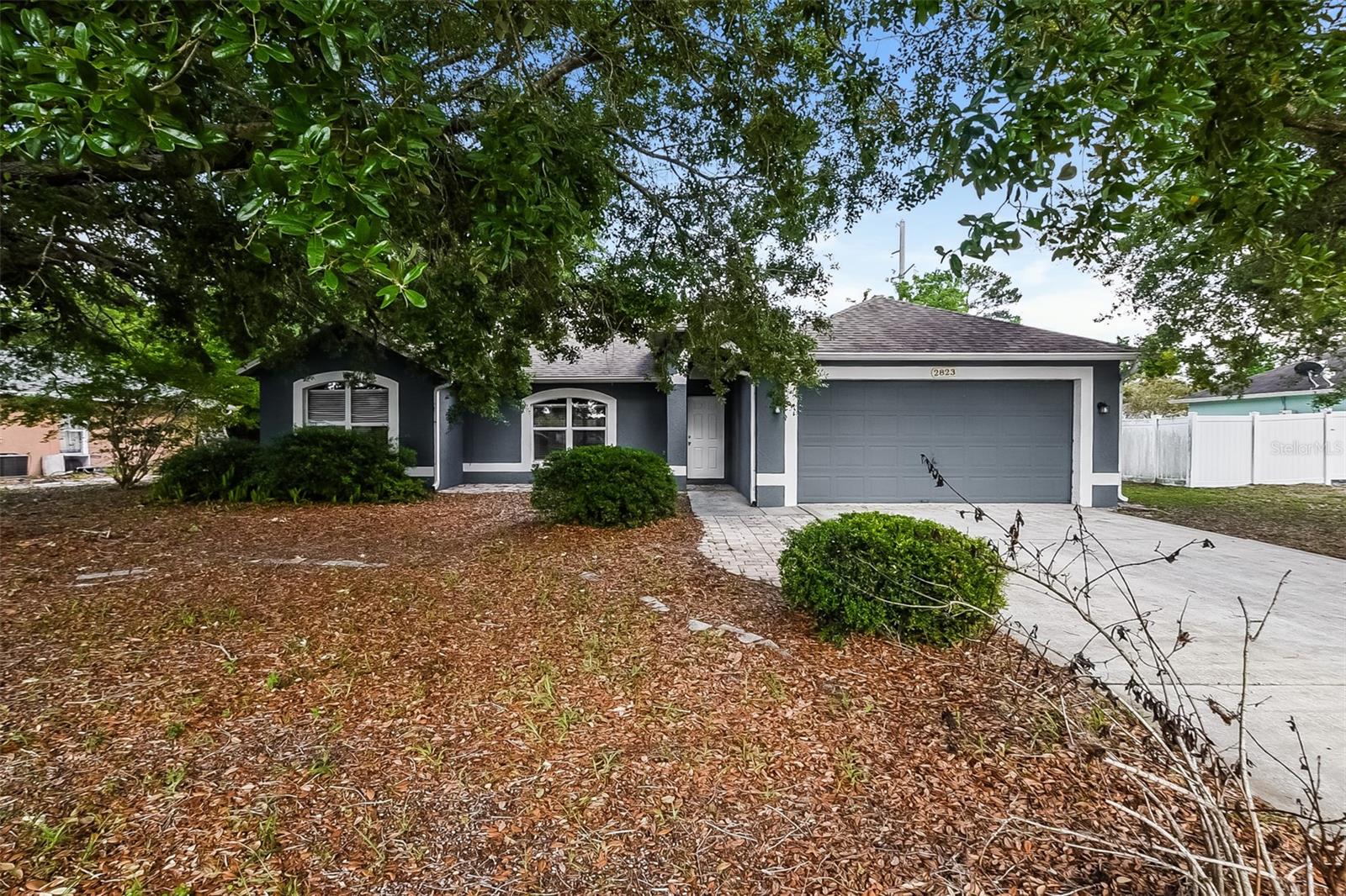 Single Family Residence in DELTONA, FL - Daniel Dourado