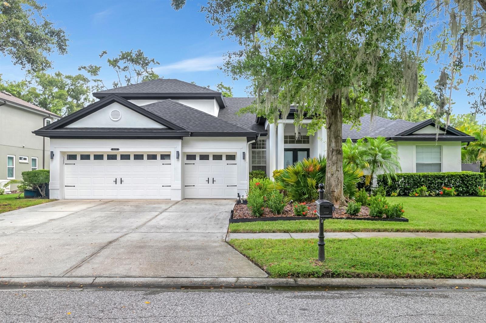 Single Family Residence em BRANDON, FL - Daniel Dourado