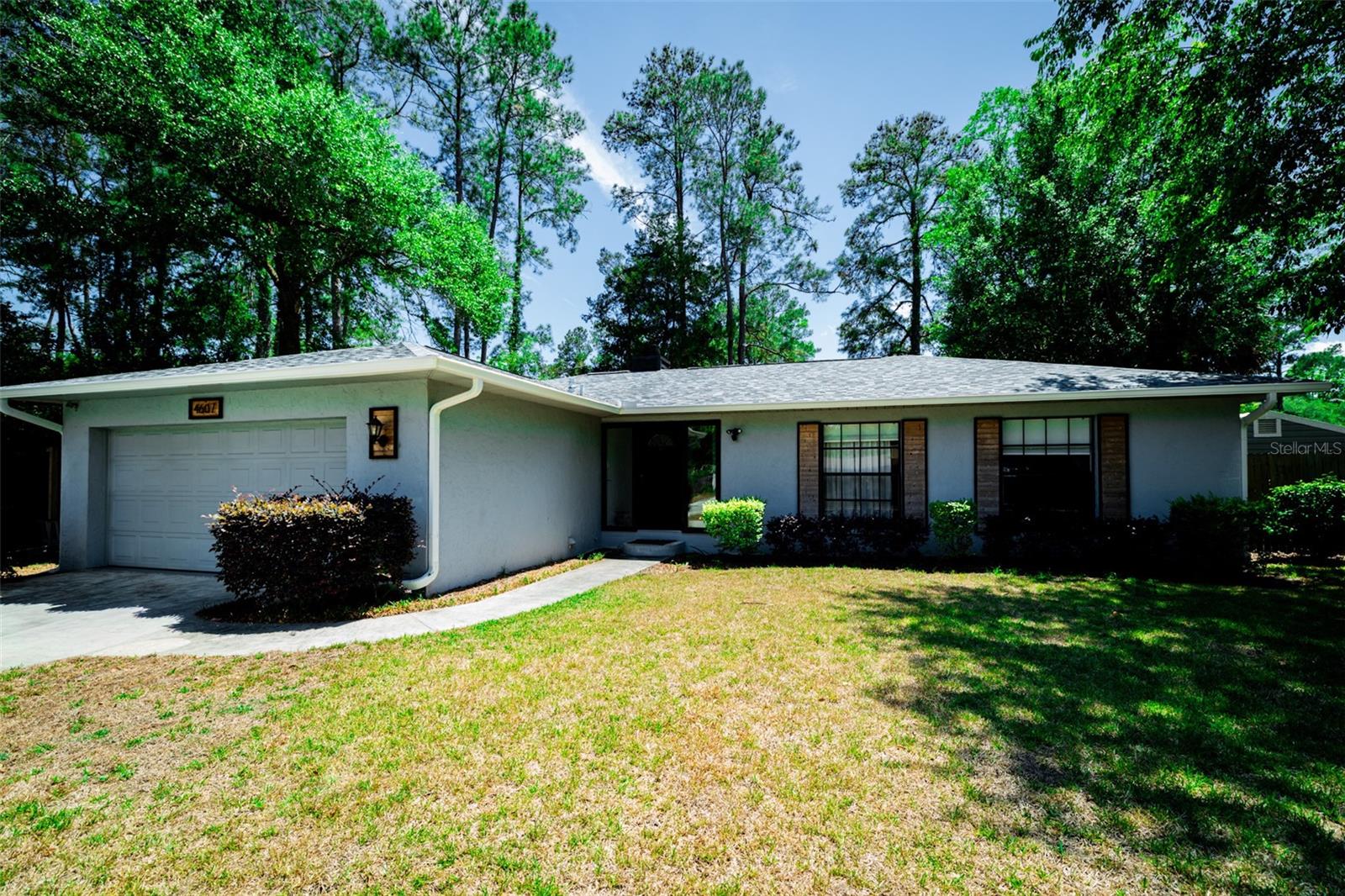 Single Family Residence in GAINESVILLE, FL - Daniel Dourado