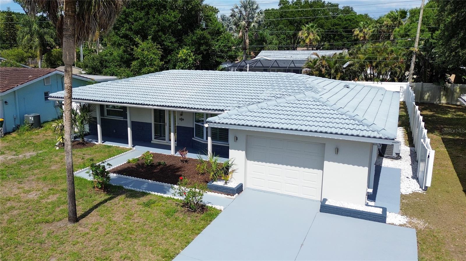 Single Family Residence em CLEARWATER, FL - Daniel Dourado