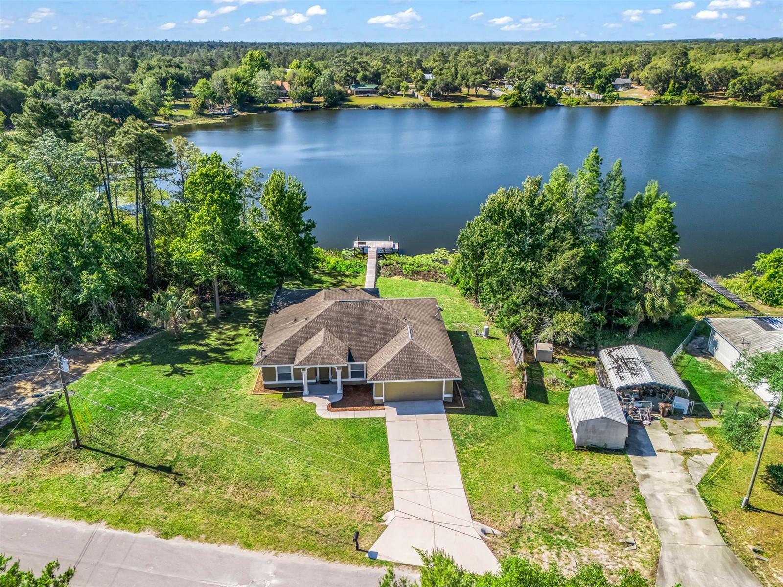 Single Family Residence em OCKLAWAHA, FL - Daniel Dourado