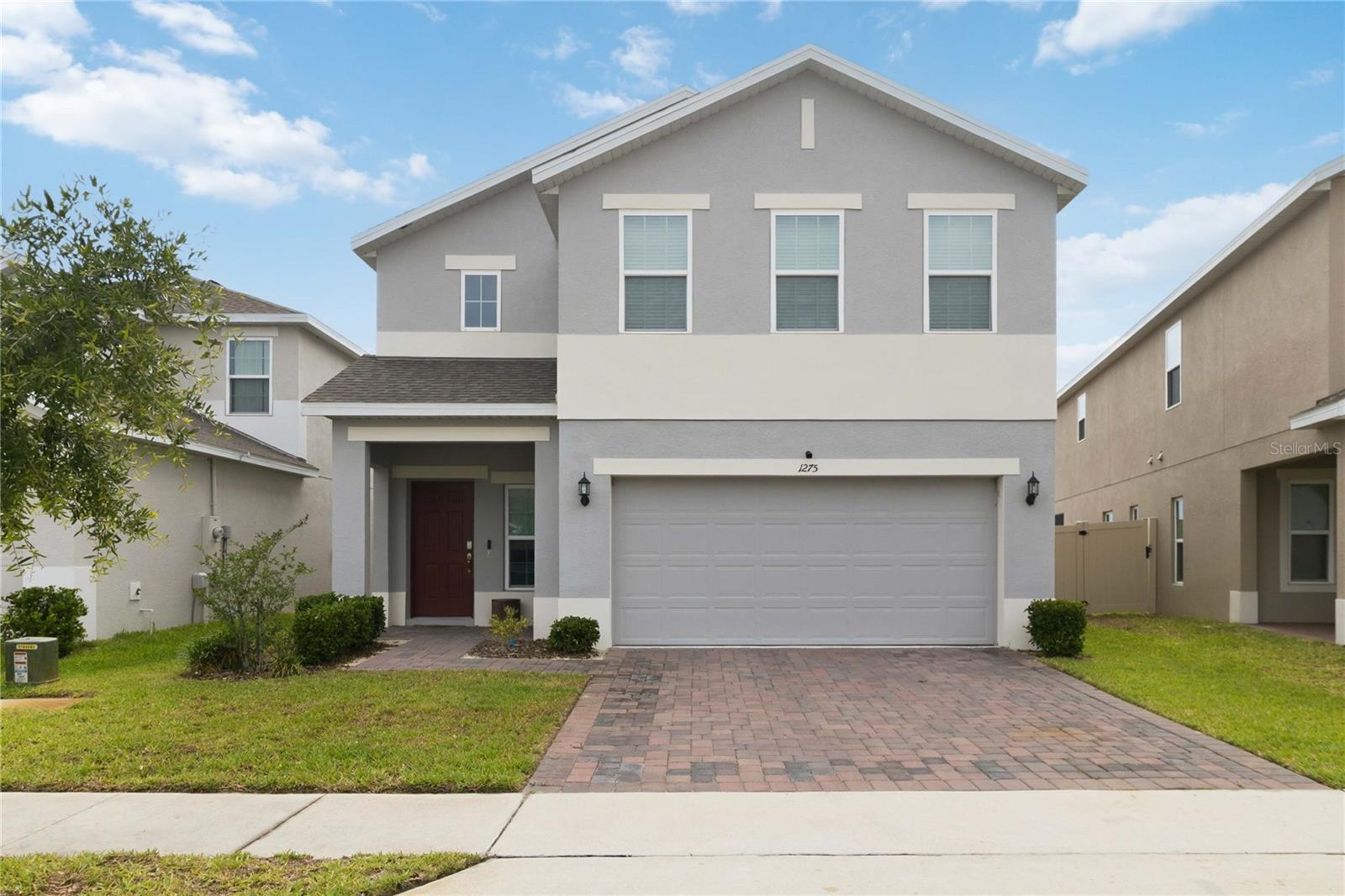 Single Family Residence in DAVENPORT, FL - Daniel Dourado