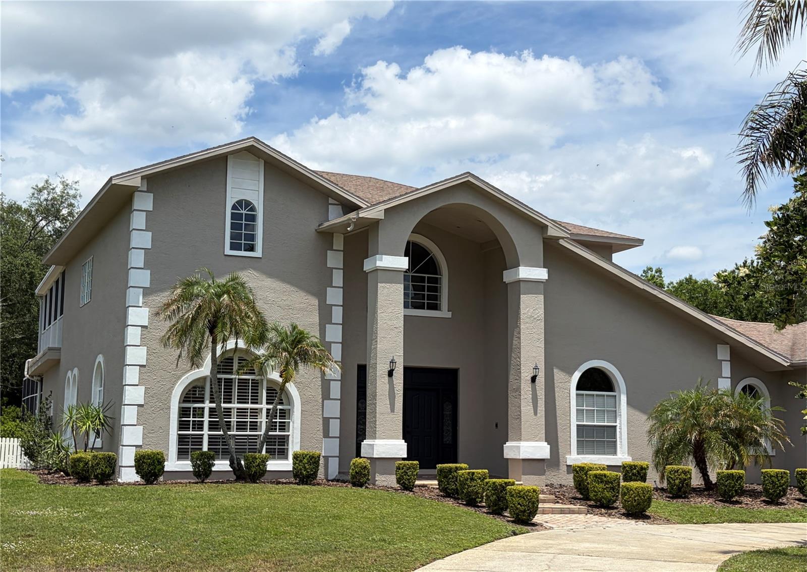 Single Family Residence in TARPON SPRINGS, FL - Daniel Dourado