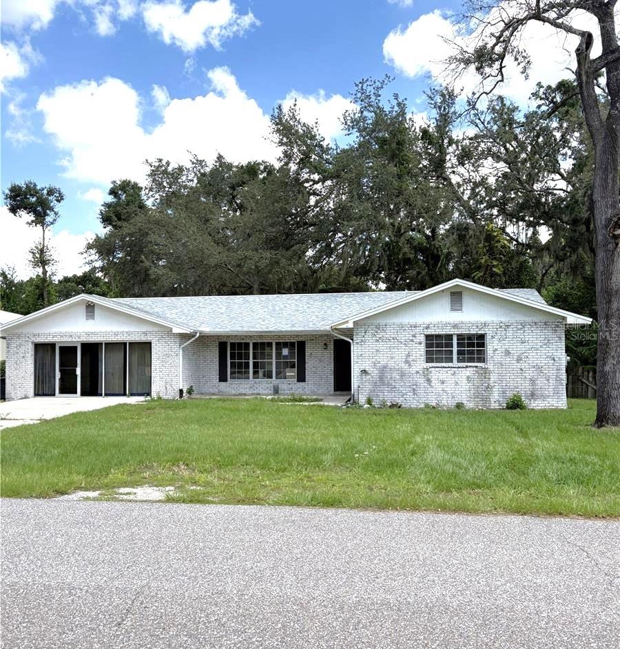 Single Family Residence em BRANDON, FL - Daniel Dourado