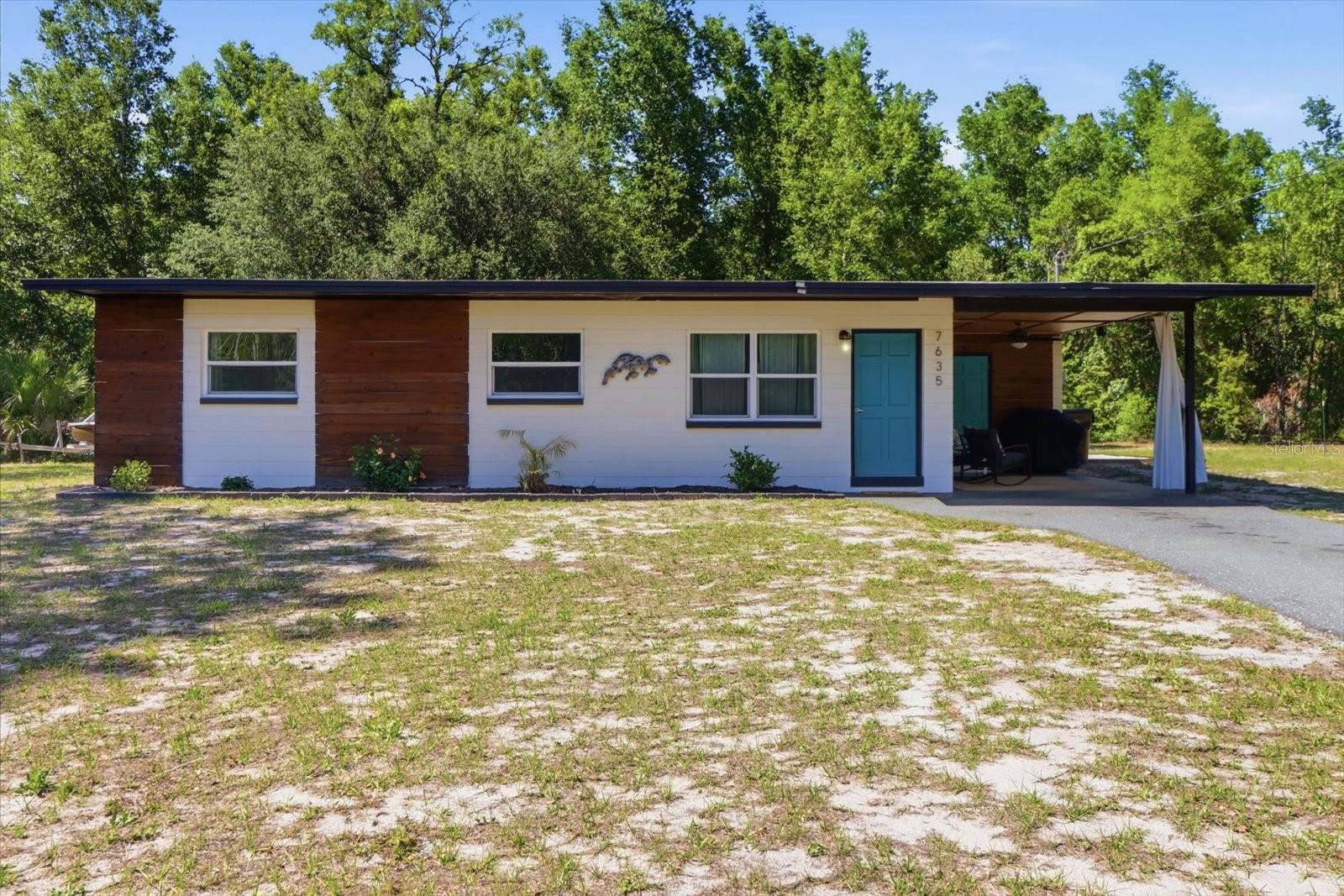 Single Family Residence em CRYSTAL RIVER, FL - Daniel Dourado