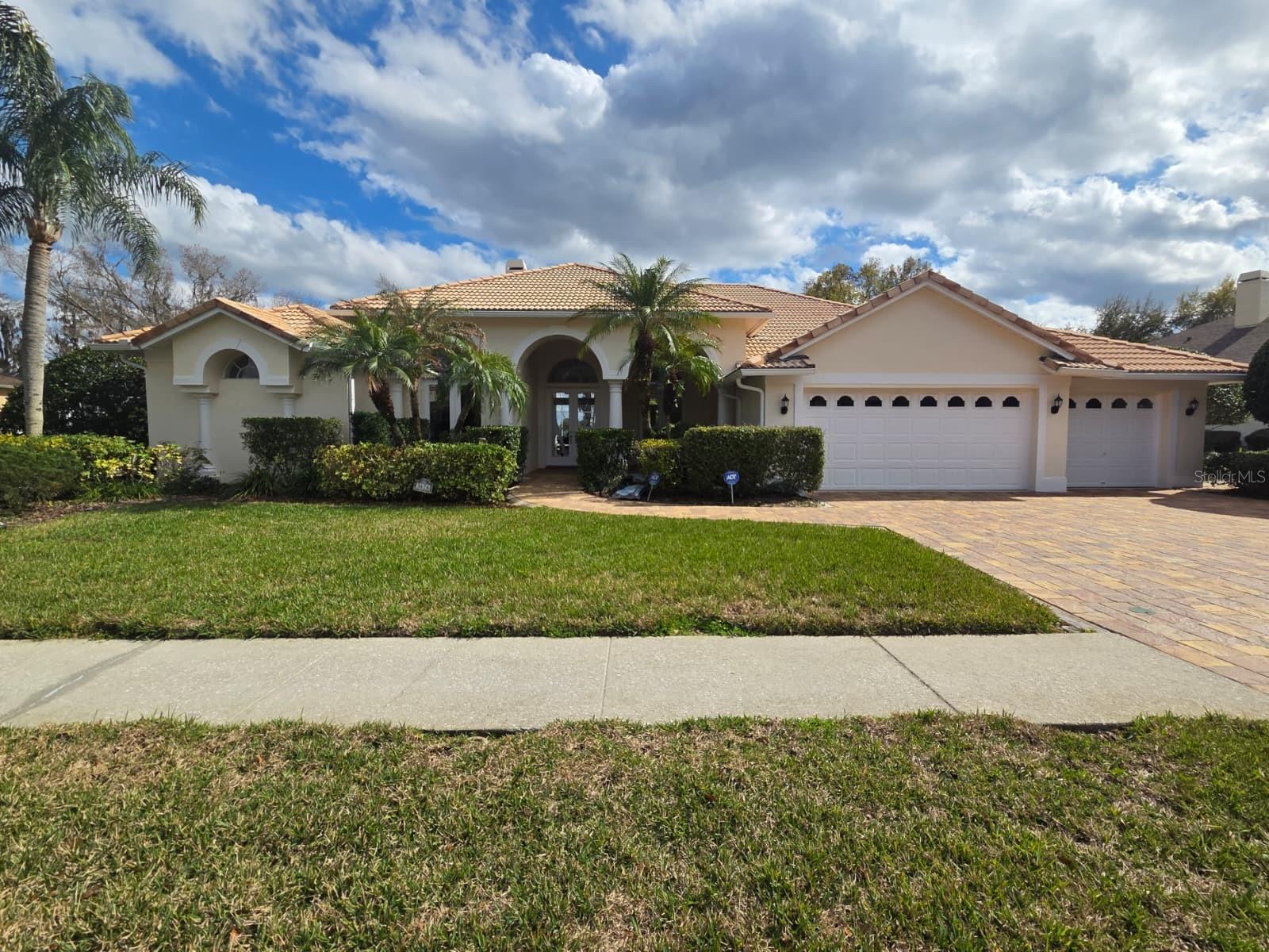 Single Family Residence em LAND O LAKES, FL - Daniel Dourado