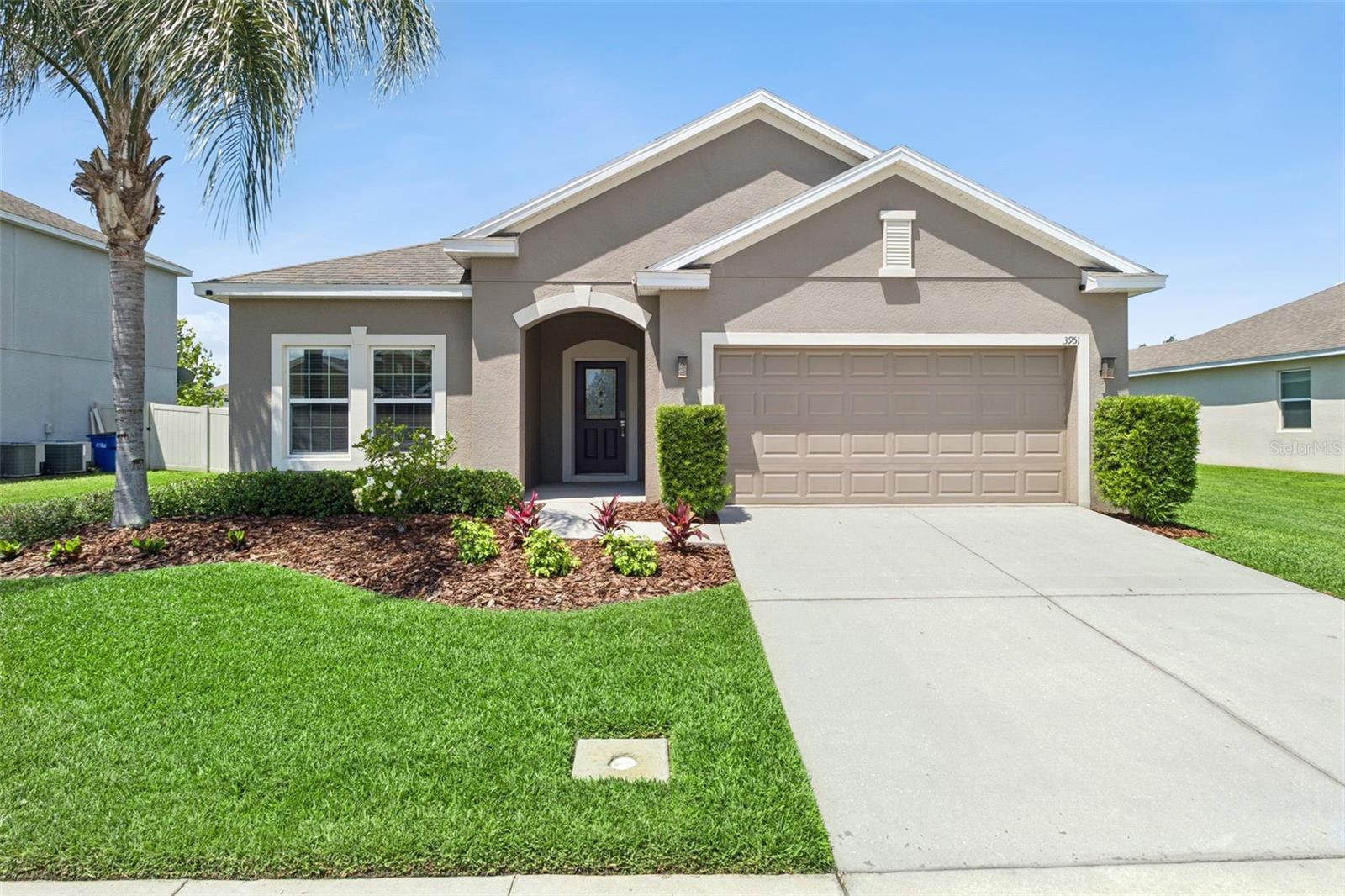 Single Family Residence in ST CLOUD, FL - Daniel Dourado