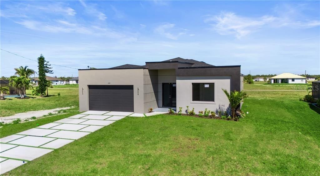 Single Family Residence in CAPE CORAL, FL - Daniel Dourado