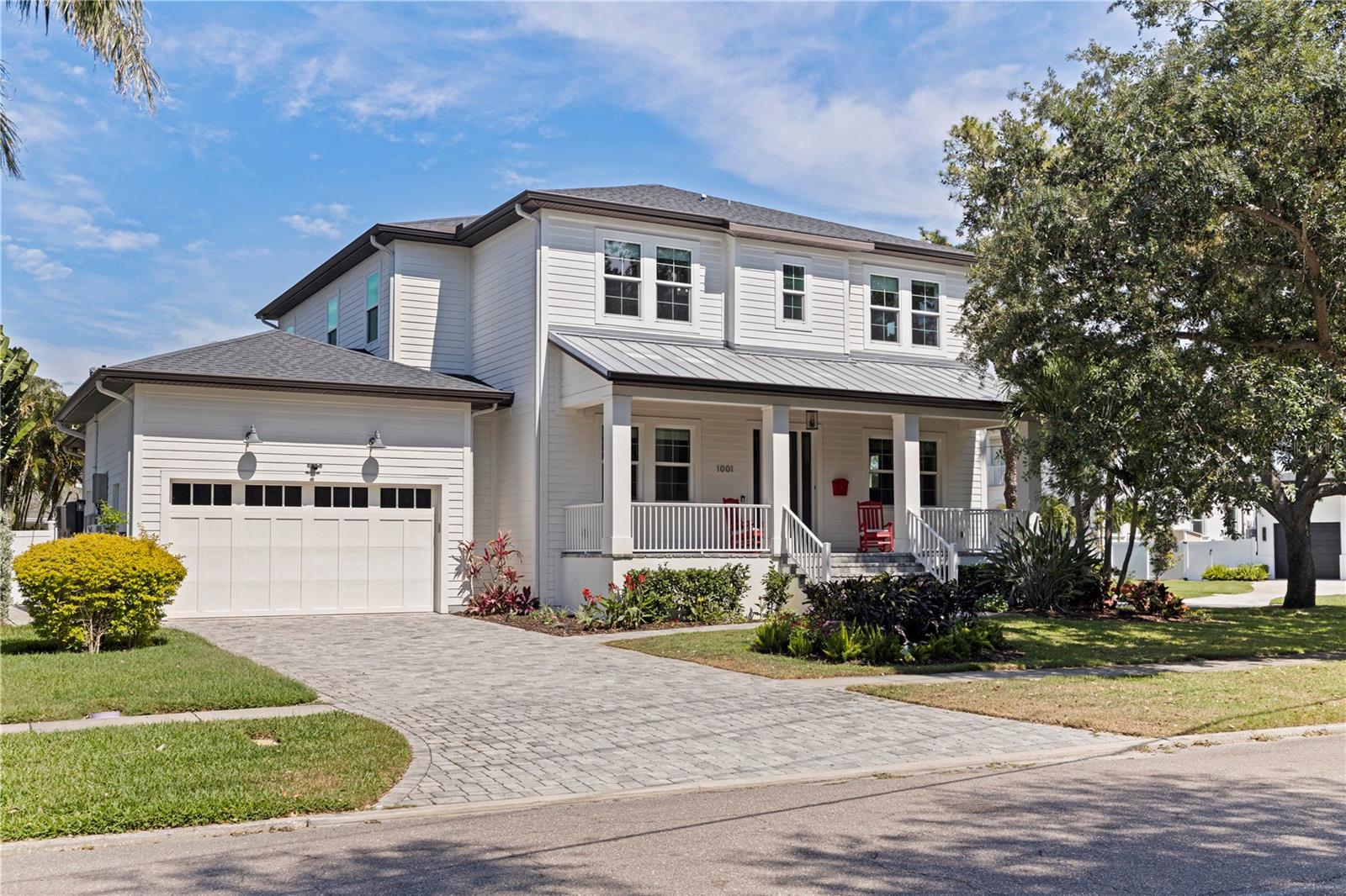 Single Family Residence em ST PETERSBURG, FL - Daniel Dourado