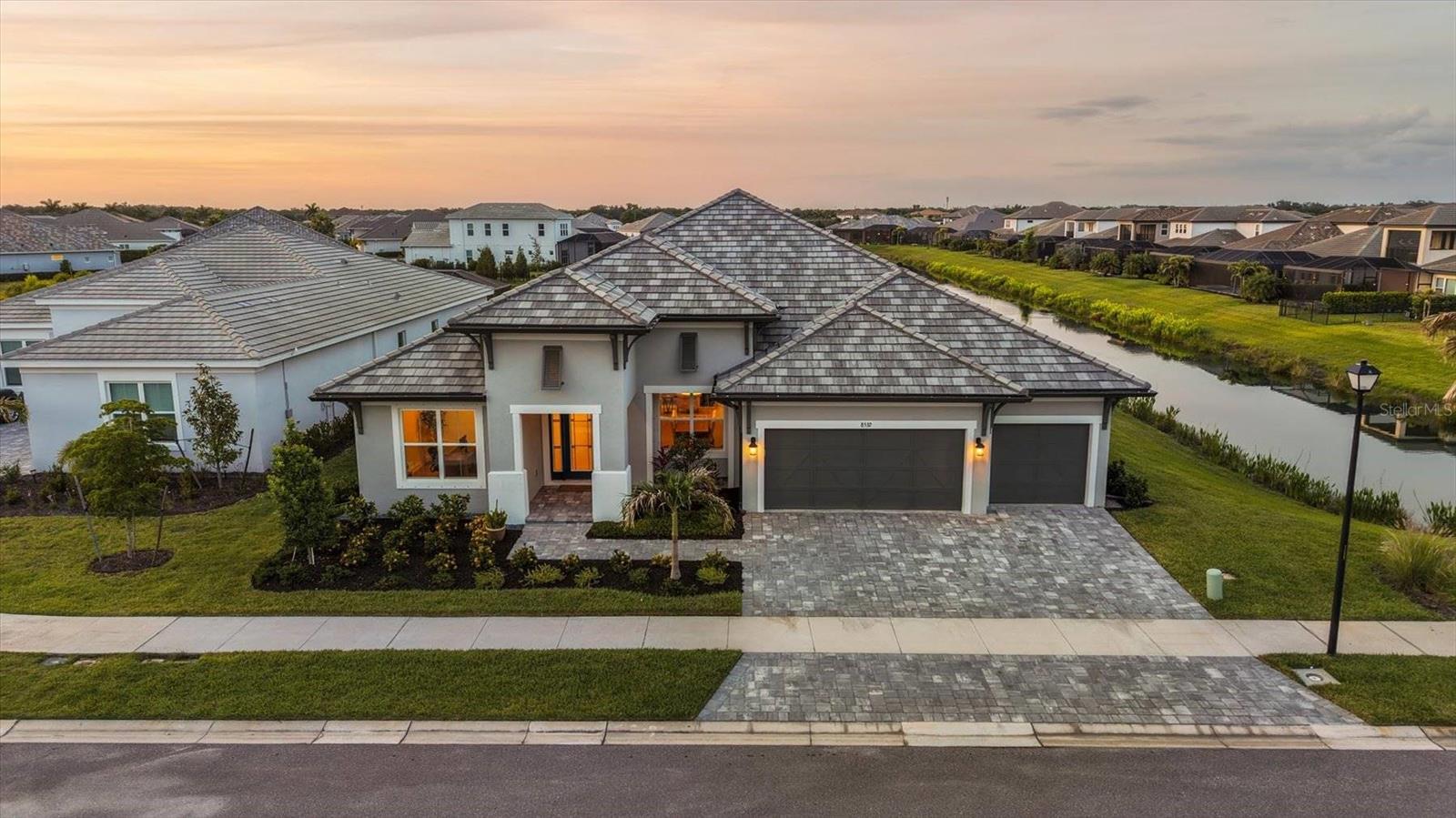 Single Family Residence em SARASOTA, FL - Daniel Dourado