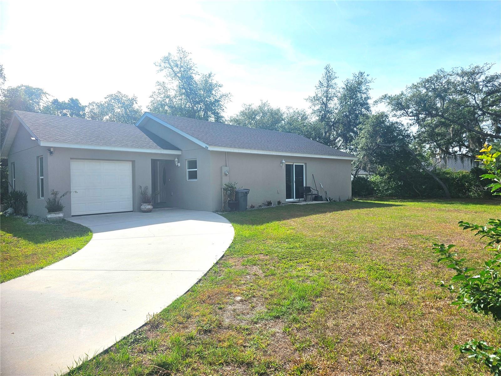 Single Family Residence em DEBARY, FL - Daniel Dourado