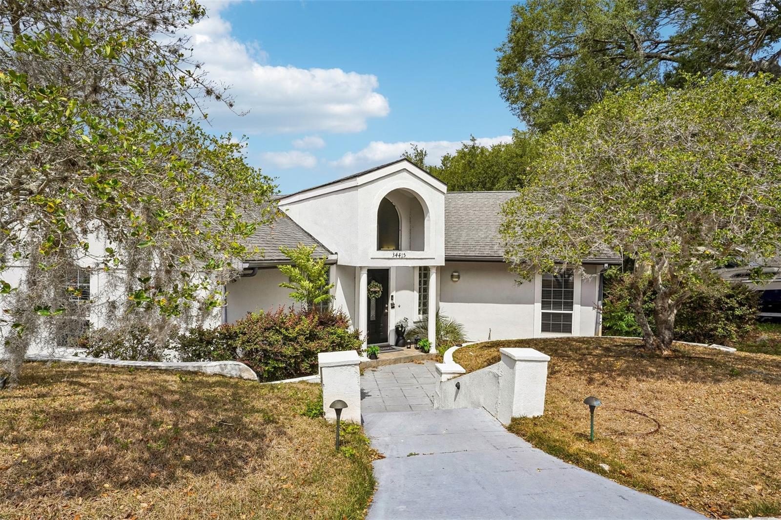 Single Family Residence em FRUITLAND PARK, FL - Daniel Dourado