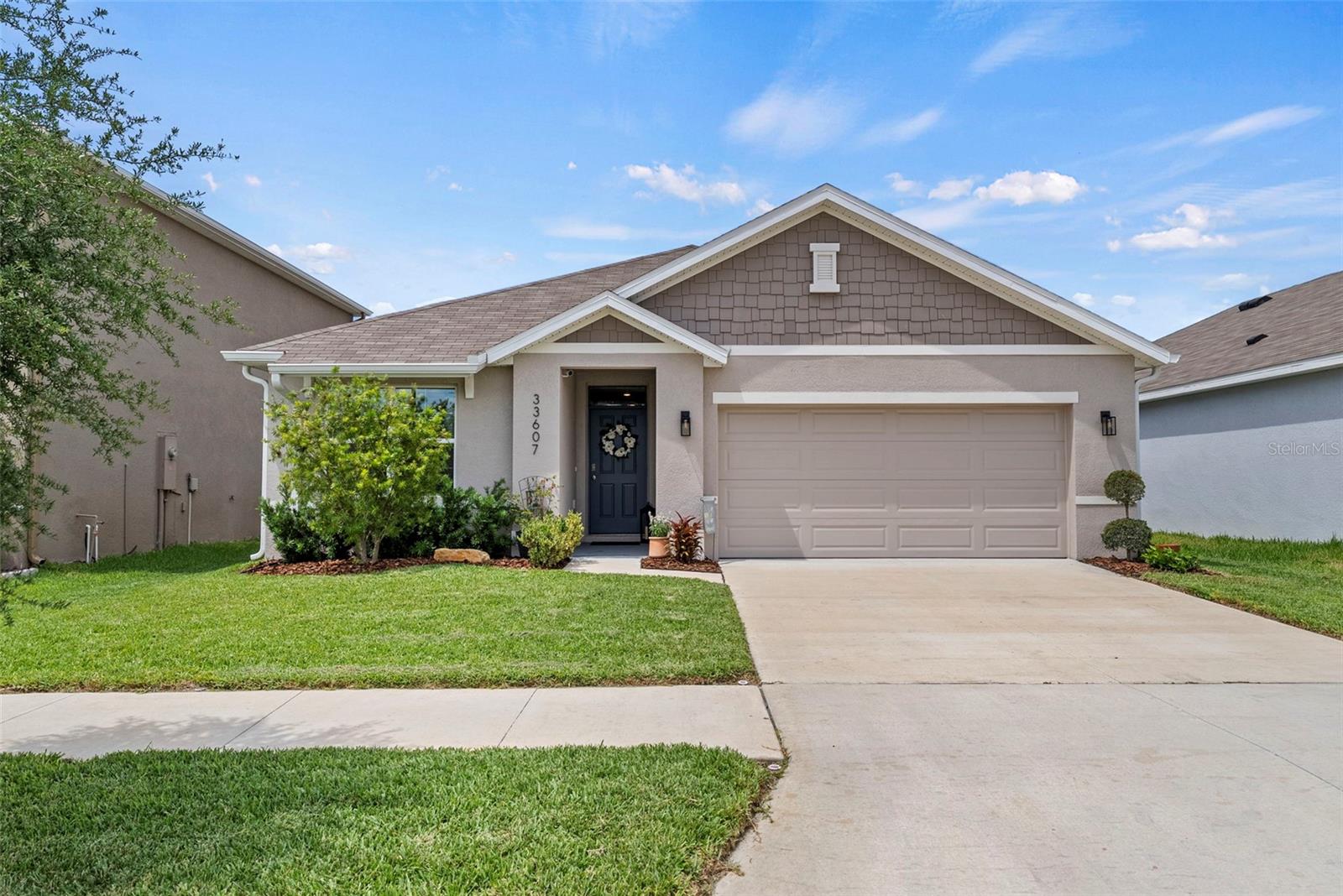 Single Family Residence in WESLEY CHAPEL, FL - Daniel Dourado