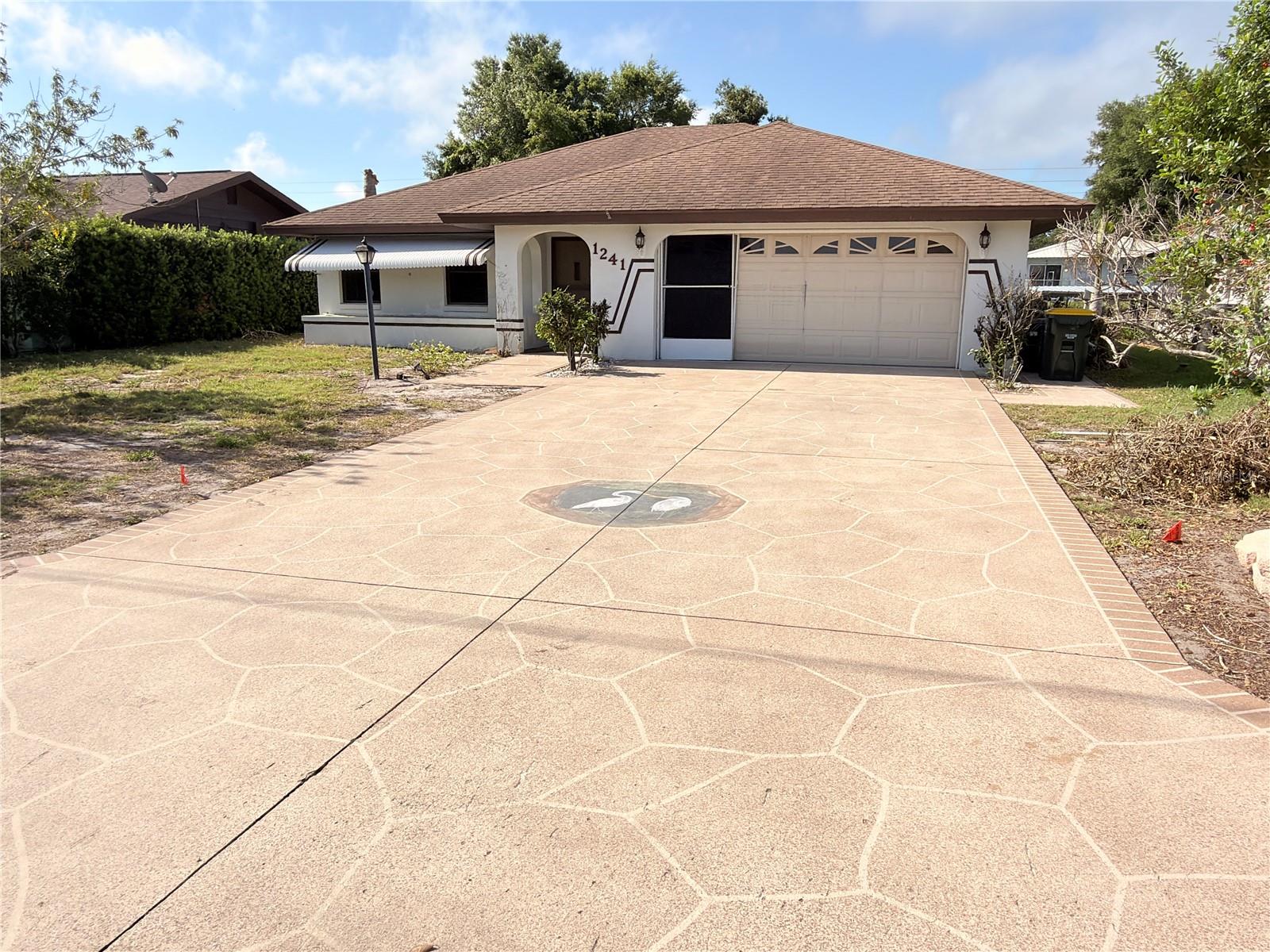 Single Family Residence in SEBRING, FL - Daniel Dourado