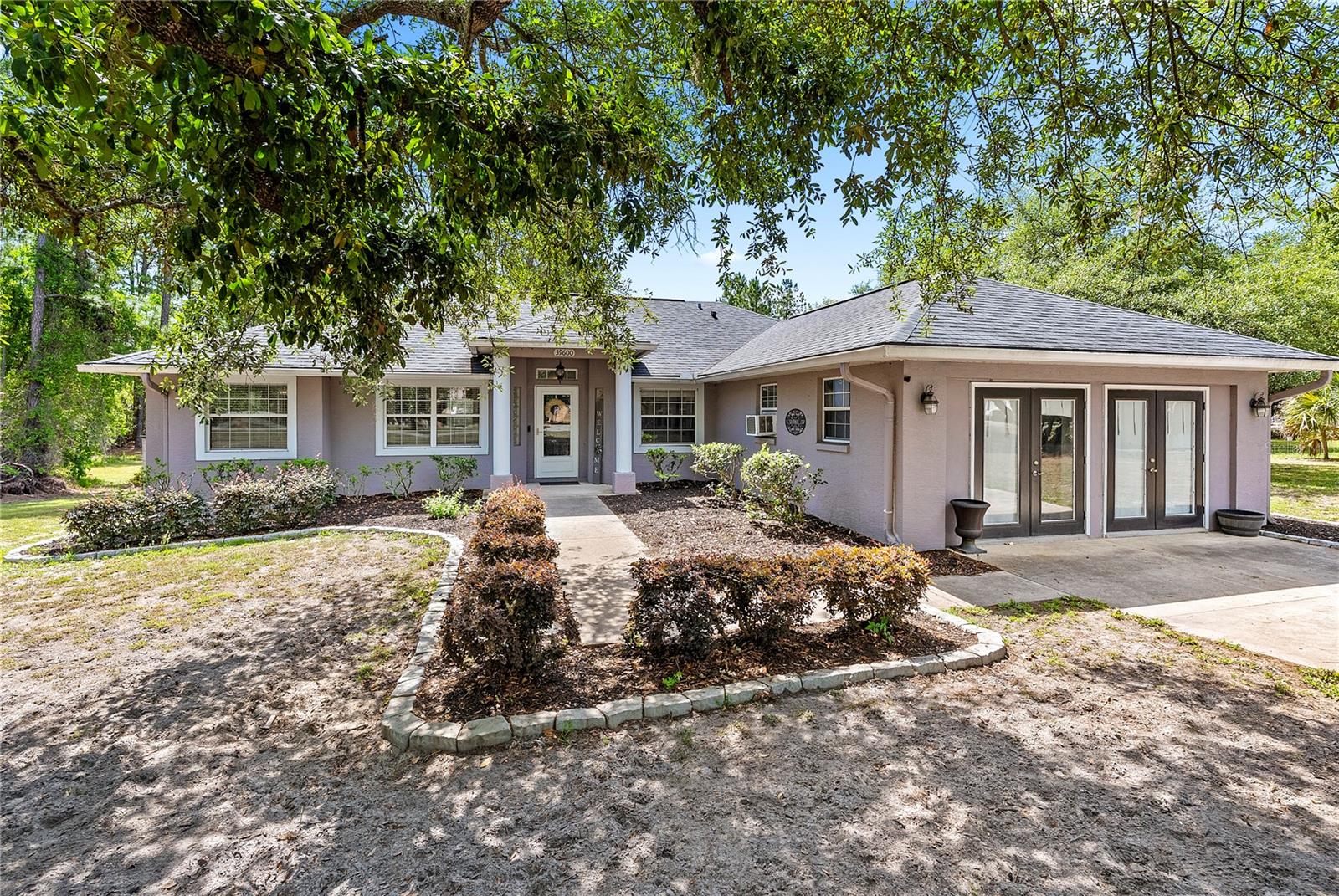 Single Family Residence in EUSTIS, FL - Daniel Dourado