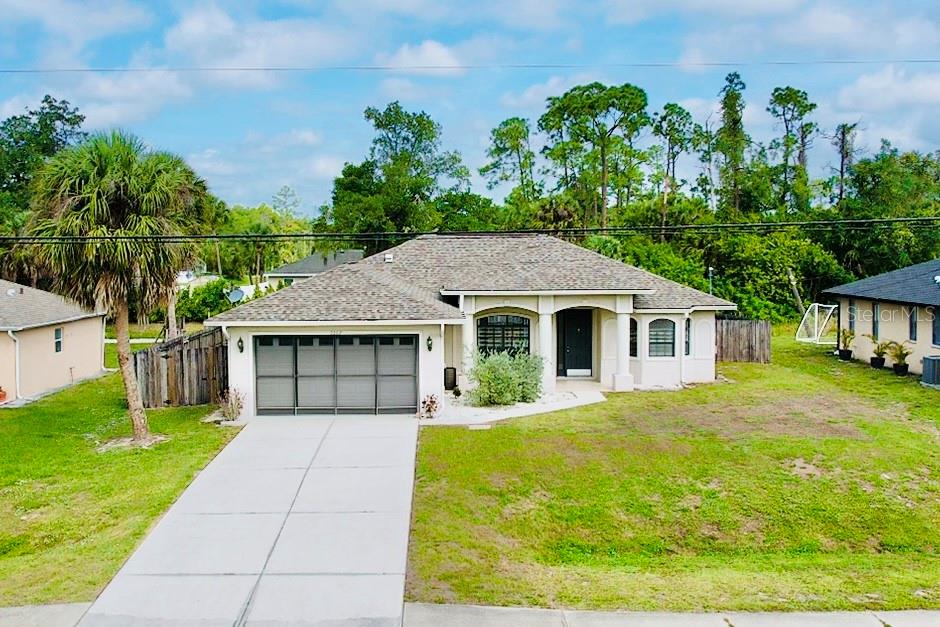 Single Family Residence in NORTH PORT, FL - Daniel Dourado