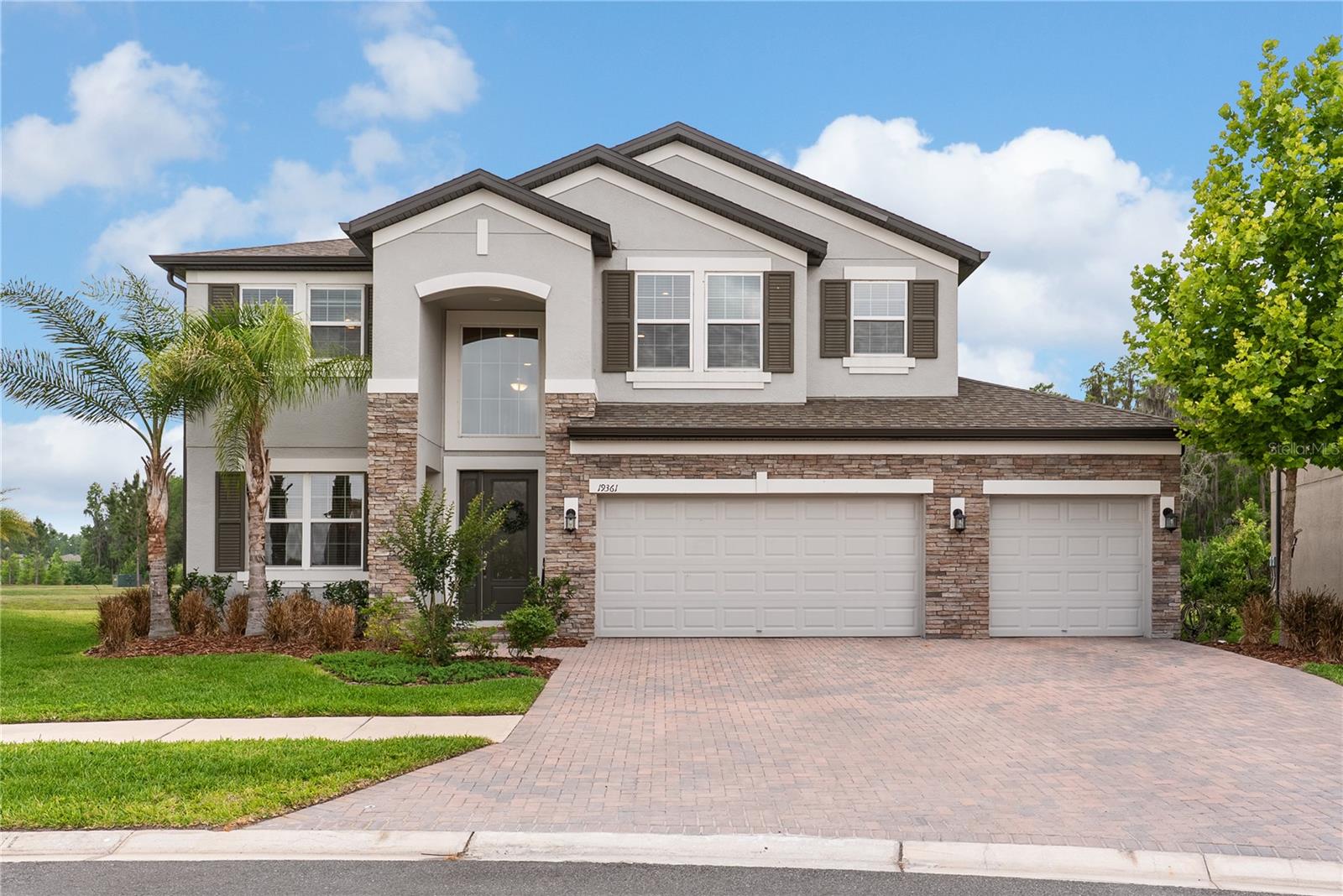 Single Family Residence in TAMPA, FL - Daniel Dourado