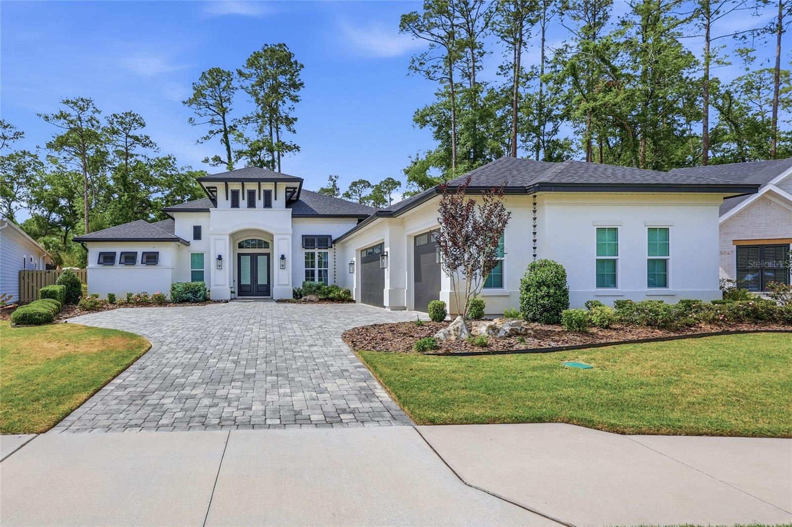 Single Family Residence in GAINESVILLE, FL - Daniel Dourado