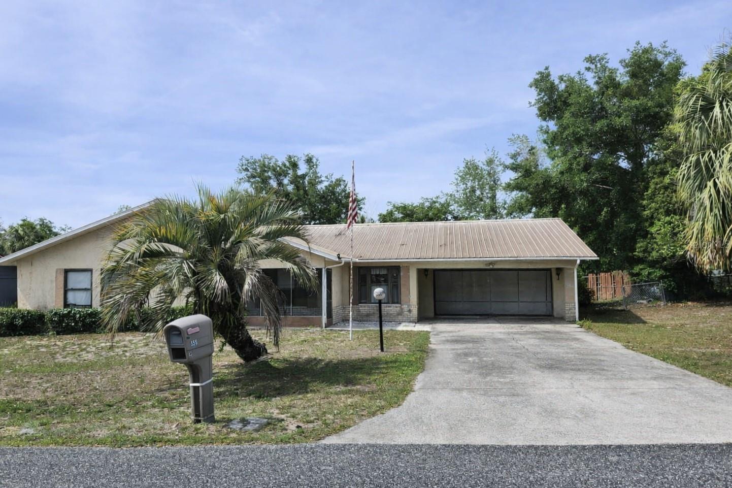 Single Family Residence in OCALA, FL - Daniel Dourado