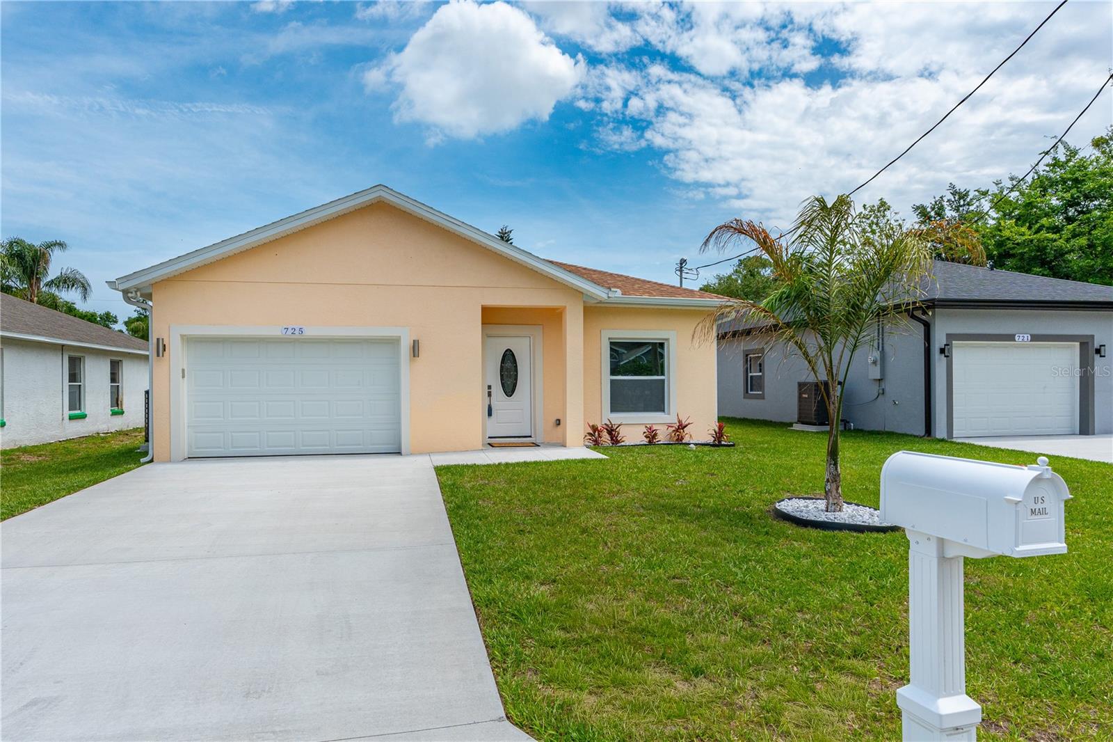 Single Family Residence in DAYTONA BEACH, FL - Daniel Dourado
