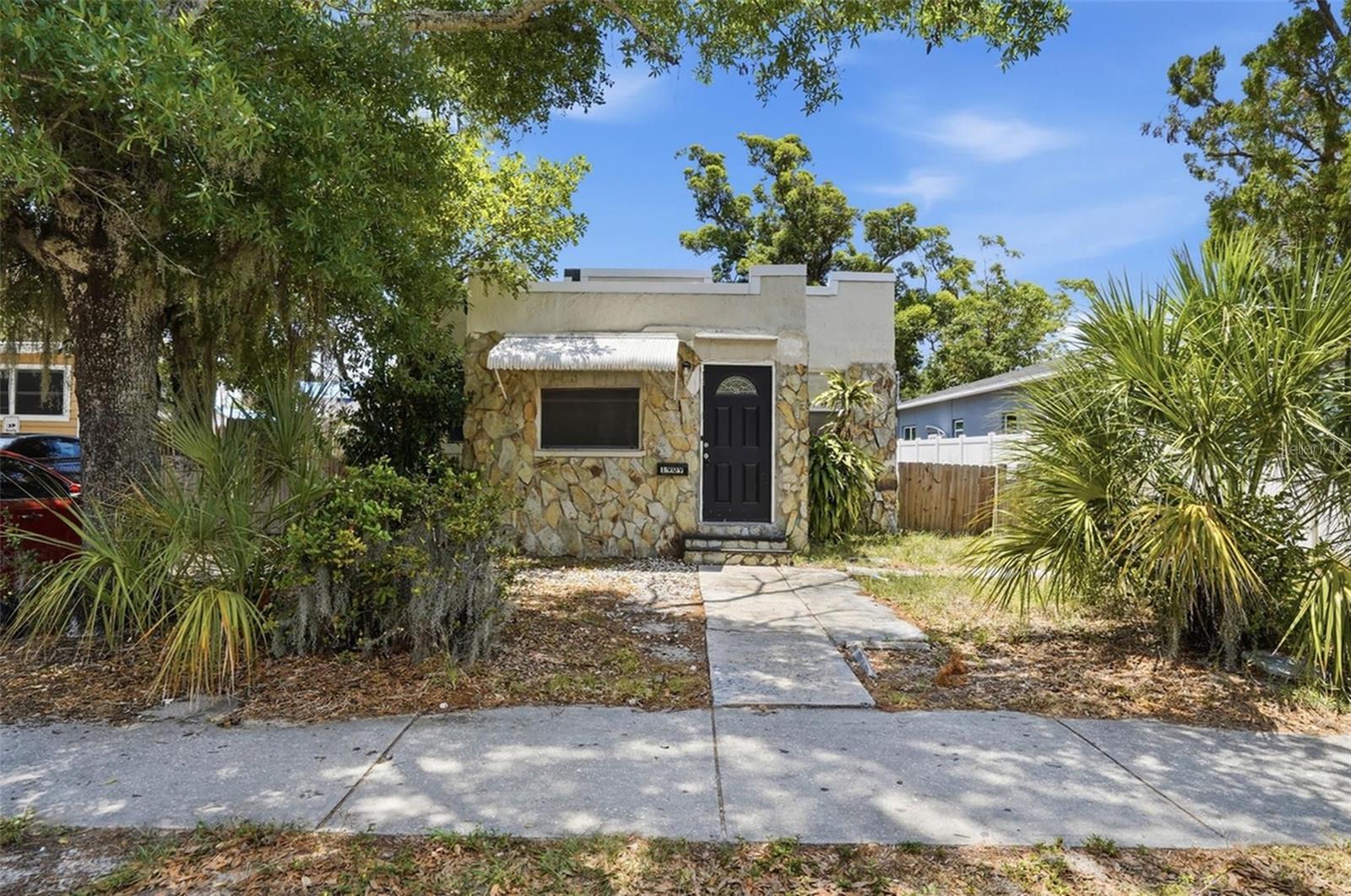 Single Family Residence em ST PETERSBURG, FL - Daniel Dourado