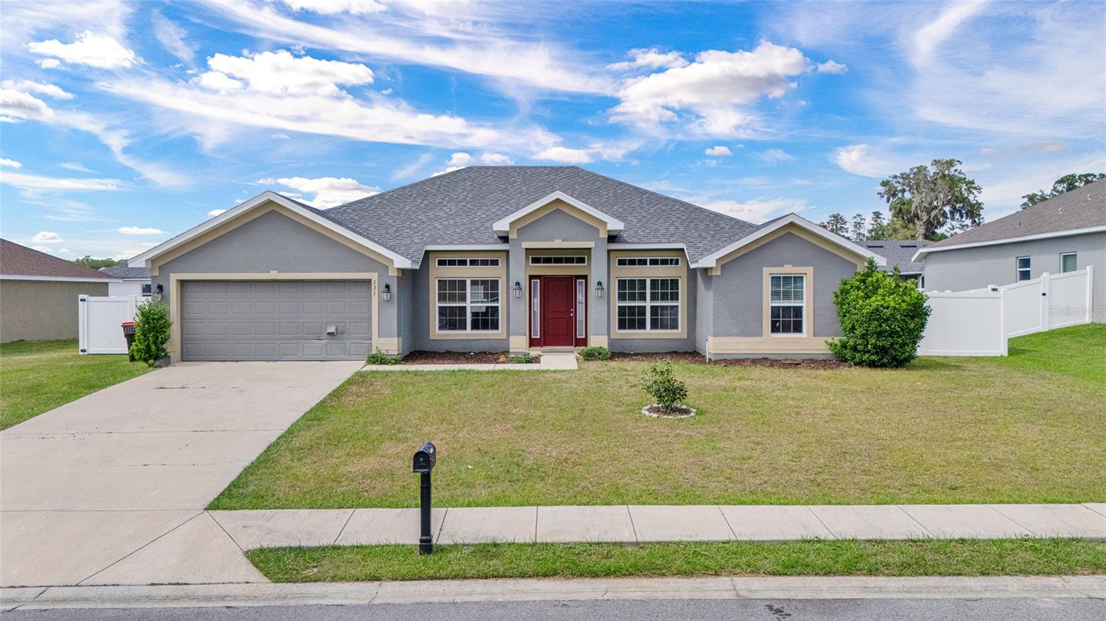 Single Family Residence in OCALA, FL - Daniel Dourado